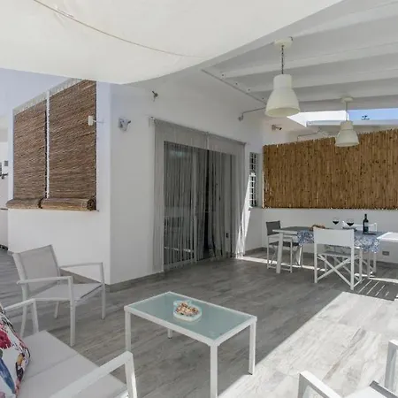 Casa vacanze Laura Santa Maria del Focallo